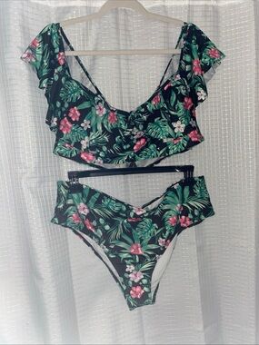 Women’s Black Tropical Floral Ruffle Bikini Set Plus Size 4X